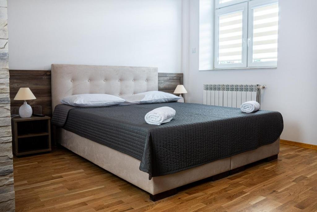 Noclegi Sebastian w Centrum - Pokoje i apartamenty 1